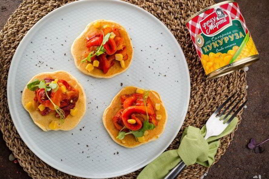 Рецепт оладий с кукурузой и запеченным перцем