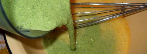 шпинатные оладьи с брынзой. Шаг 5