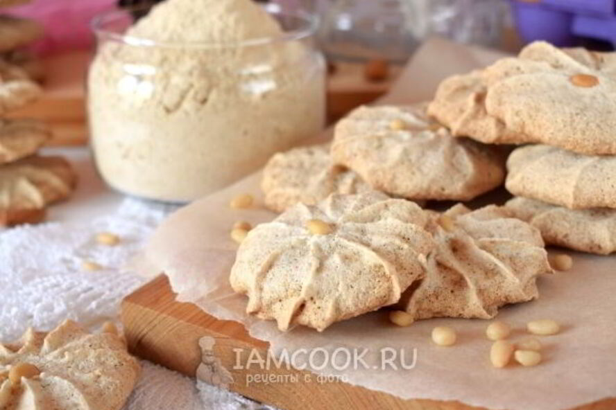 Рецепт белково-орехового печенье с кедровой мукой