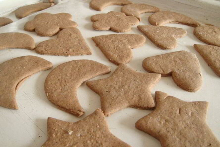 Рецепт имбирного печенья с темной мукой