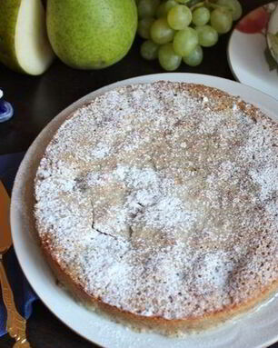 Грушево-миндальный пирог