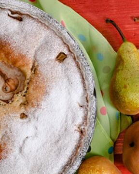 Грушевый пирог с медом