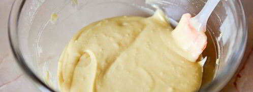 йогуртовый пирог с абрикосами и яблоками. Шаг 2