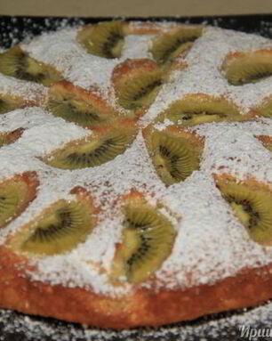 Пирог с киви