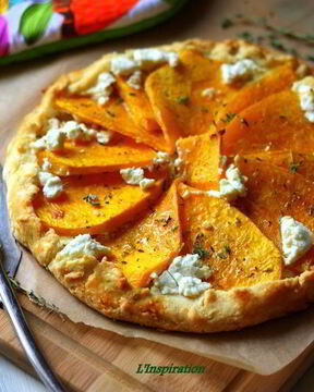 Пирог с тыквой и козьим сыром