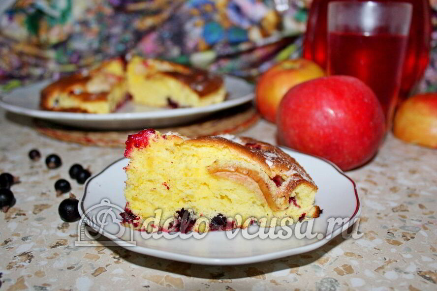 Рецепт пирога с яблоками и смородиной