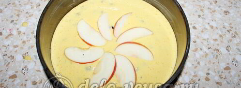 пирог с яблоками и смородиной. Шаг 12