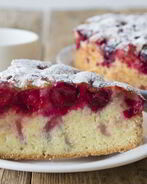 Пирог со свежими ягодами