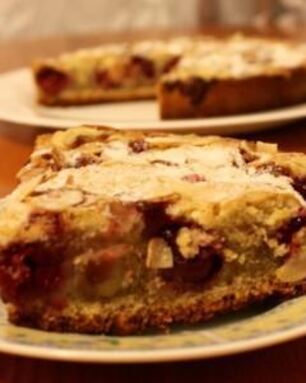 Венский пирог с вишней