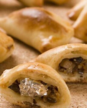 Новогодние пирожки с пожеланиями