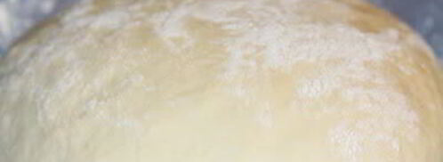 печеные пирожки с жареной капустой и яйцом. Шаг 10