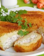 Пирожки из картофельного пюре с начинкой из фарша