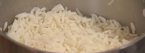 пирожки с красной рыбой и рисом. Шаг 7