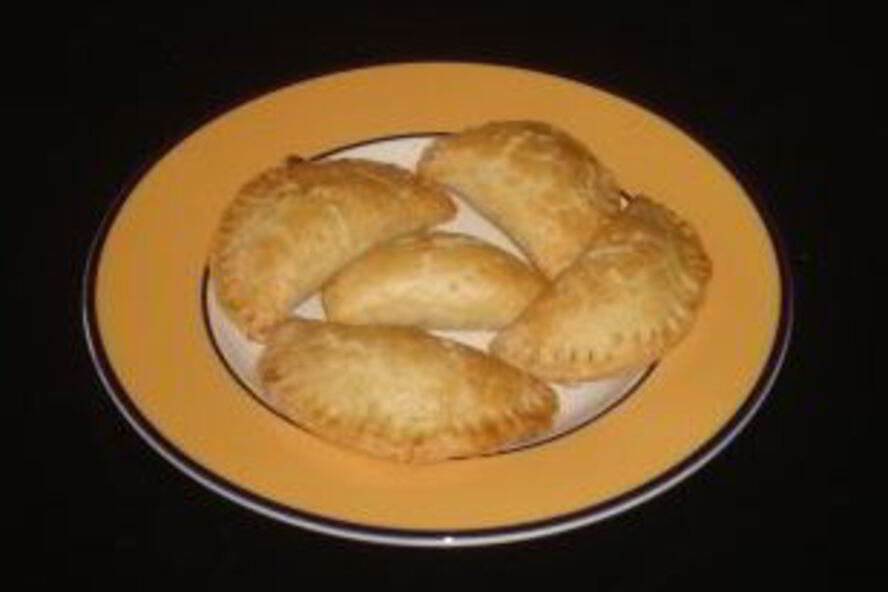 Рецепт пирожков с сыром и медом