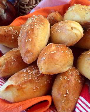 Скороспелые пирожки с печенью и овощами