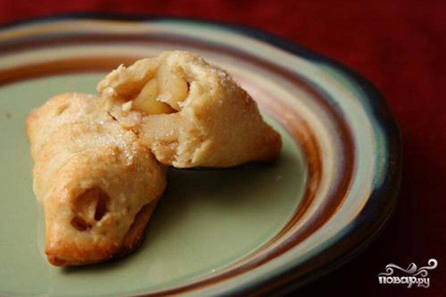 Рецепт яблочных пирожков с бренди