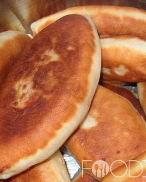 Жареные пирожки с повидлом