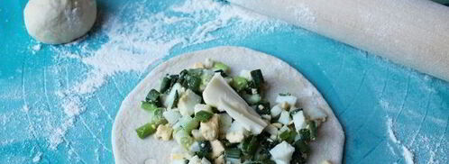 жареные пирожки с зеленым луком и яйцом. Шаг 7