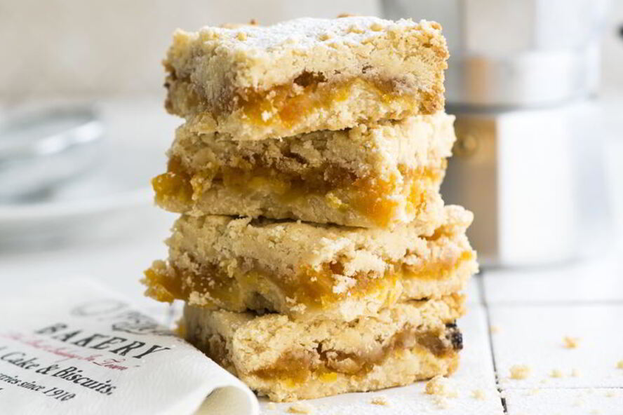 Рецепт домашнего нарезного пирожного с курагой