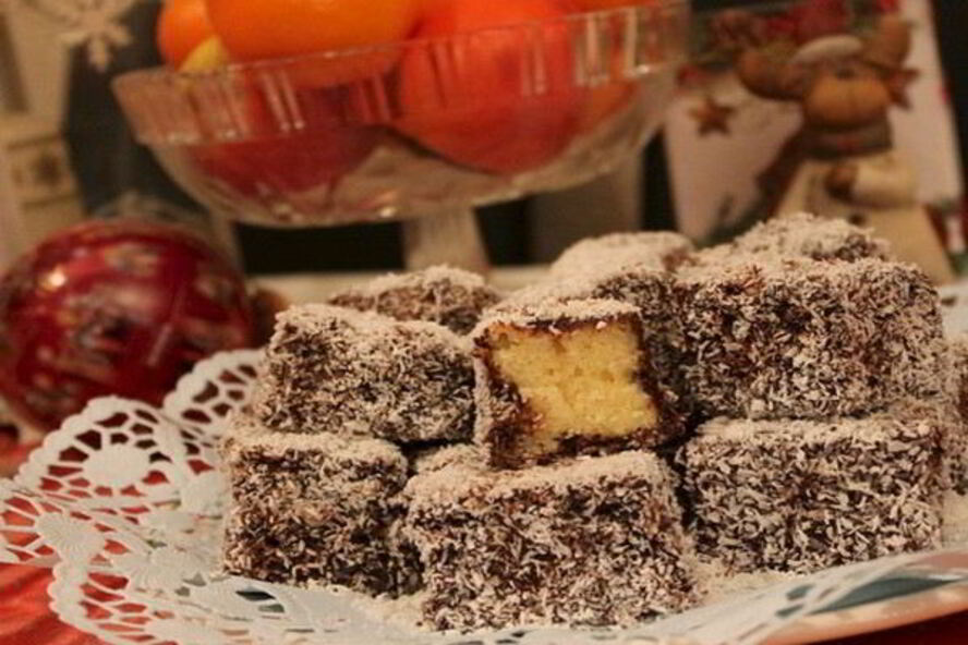 Рецепт нежного бисквитна-кокосового пирожного