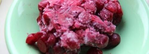 нежное песочное пирожное с вишней и фундуком. Шаг 2