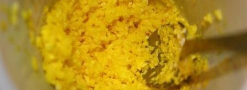 нежное песочное пирожное с вишней и фундуком. Шаг 10