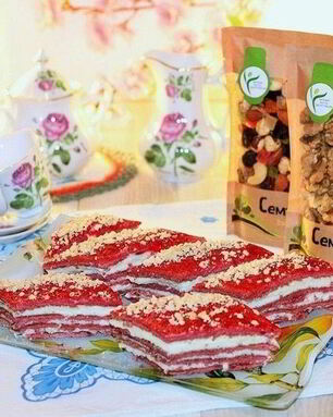 Пирожное Красный бархат