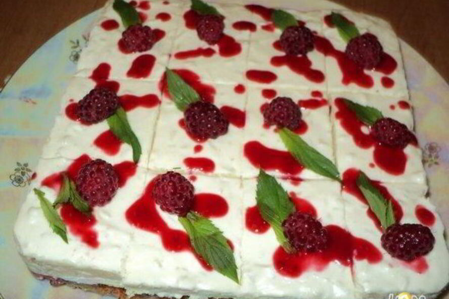 Рецепт пирожного малина на снегу