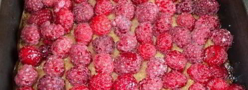 пирожное малина на снегу. Шаг 5