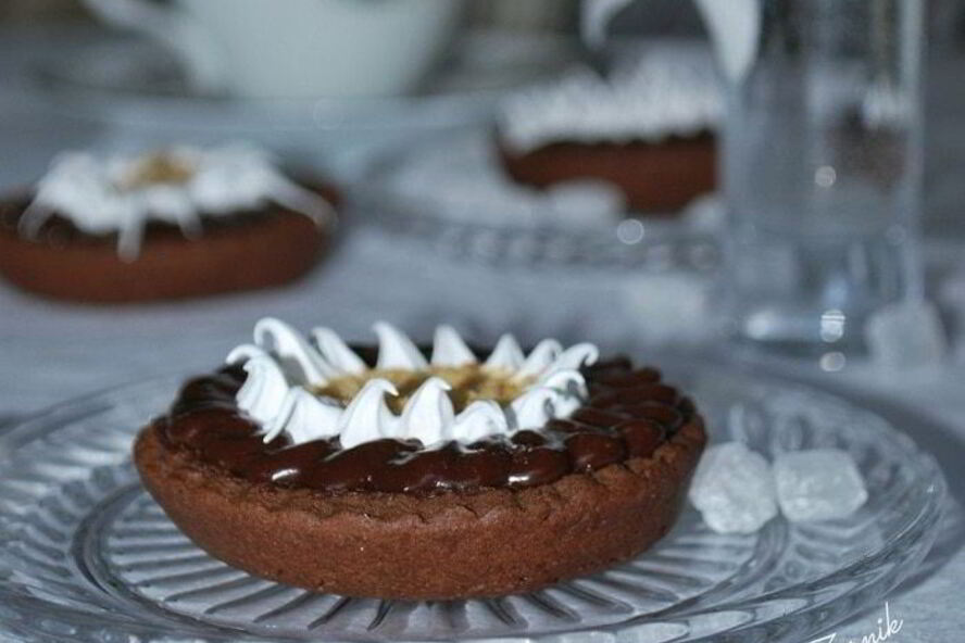 Рецепт шоколадна-мятных пирожные с арахисовой пастой