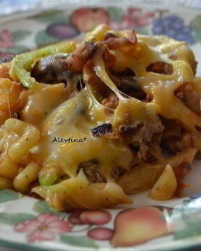 Пицца из индюшатины с пастой