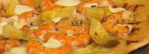 пицца из лаваша с креветками, артишоками и моцареллой. Шаг 6