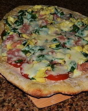 Пицца с сыром и ветчиной