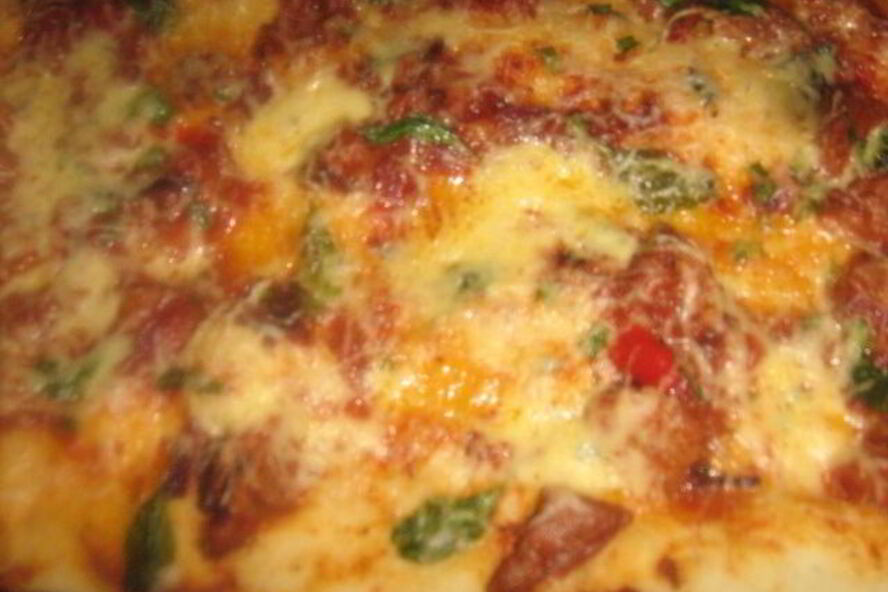 Рецепт пиццы с телятиной в пикантном соусе