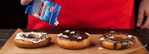 классические пончики со сладкой помадкой. Шаг 8