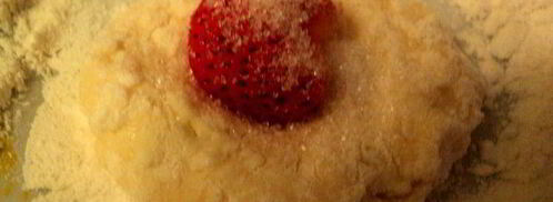 творожные пончики с клубникой. Шаг 4