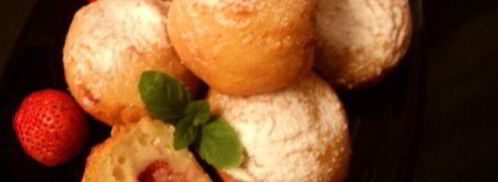 творожные пончики с клубникой. Шаг 8