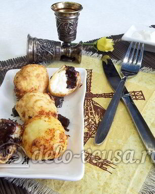 Творожные пончики с шоколадом