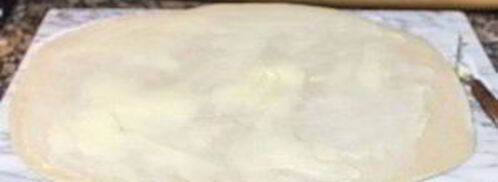 рулетики с корицей и глазурью. Шаг 3