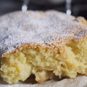 Шарлотка с яблоками