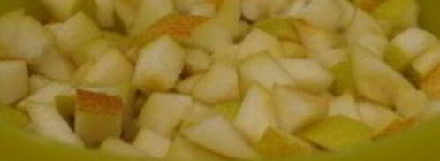 шарлотка из груш. Шаг 4