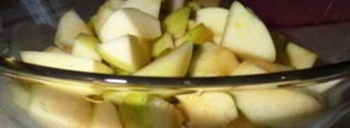 шарлотка на кефире. Шаг 3