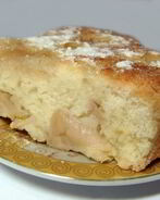 Шарлотка на маргарине с яблоками