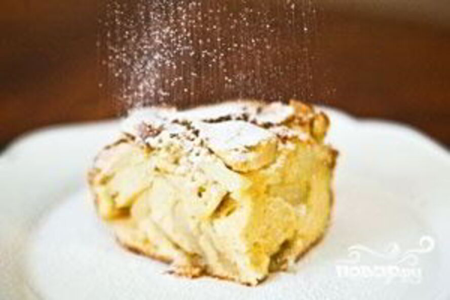 Рецепт шарлотки на простокваше с яблоками