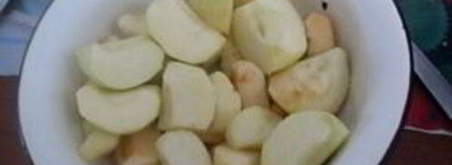 шарлотка песочная с яблоками. Шаг 3