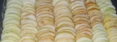 шарлотка песочная с яблоками. Шаг 4