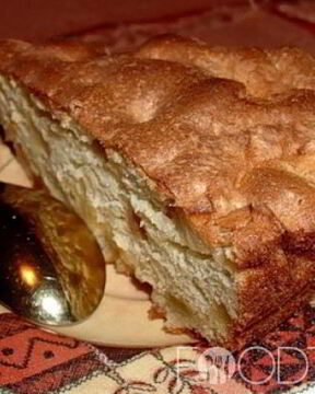 Шарлотка с бананами