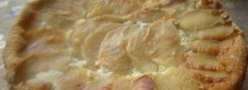 шарлотка с яблоками и изюмом. Шаг 8