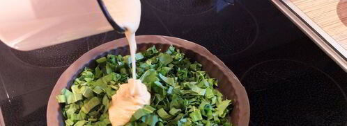 шарлотка со щавелем. Шаг 2