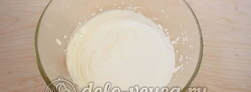 шарлотка со взбитыми сливками. Шаг 8